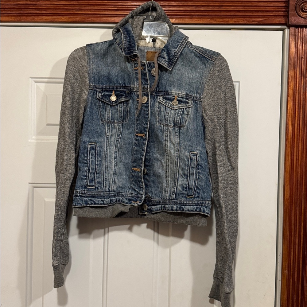 American Eagle Sweatshirt Jean Jacket Size Small